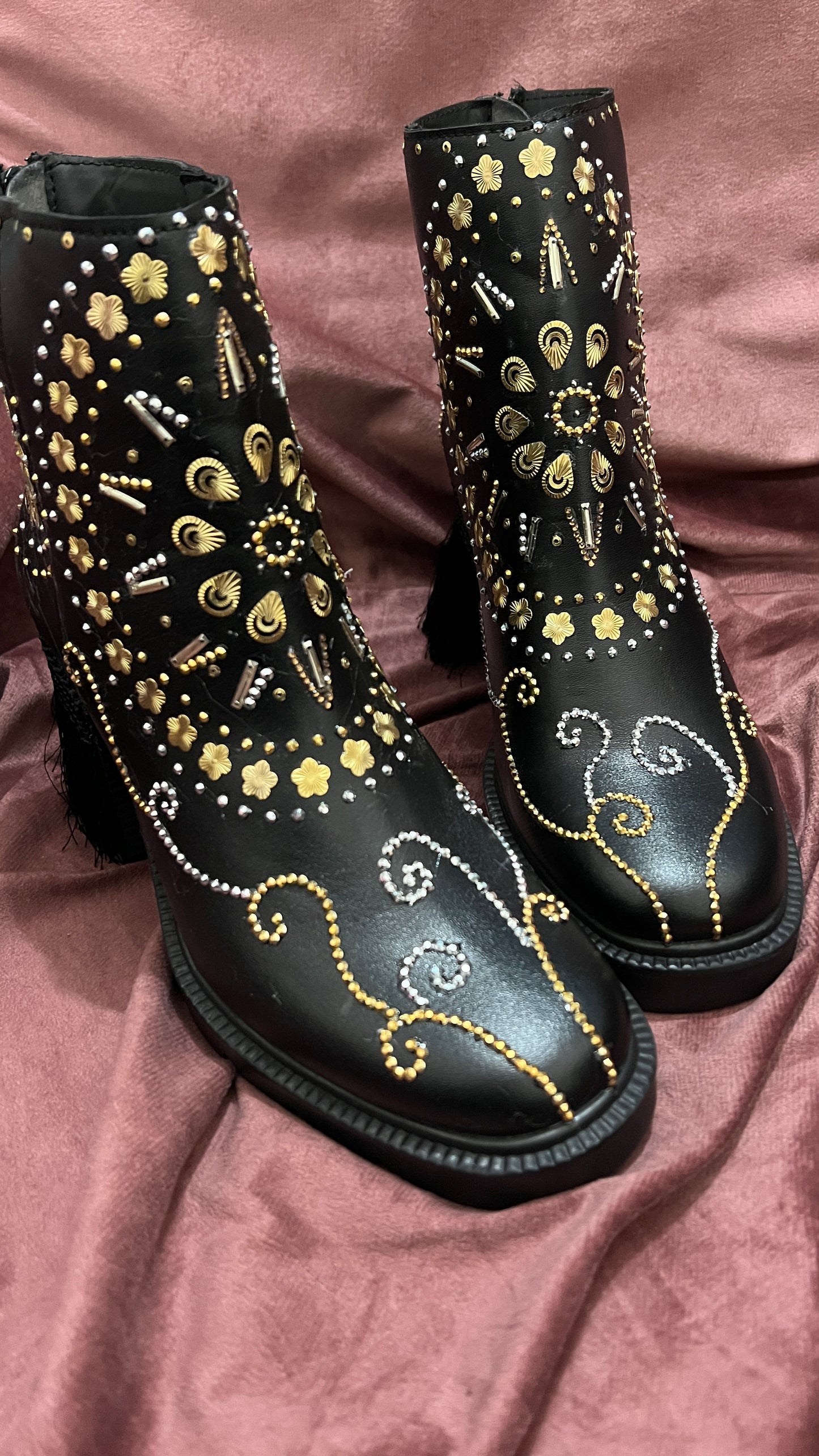 FUNKY N TRENDY Hand crafted embroidered black boots for brides / bridesmaids/ black boots / boots / embroidered boots/ handcrafted boots / hand crafted bridal sneakers
