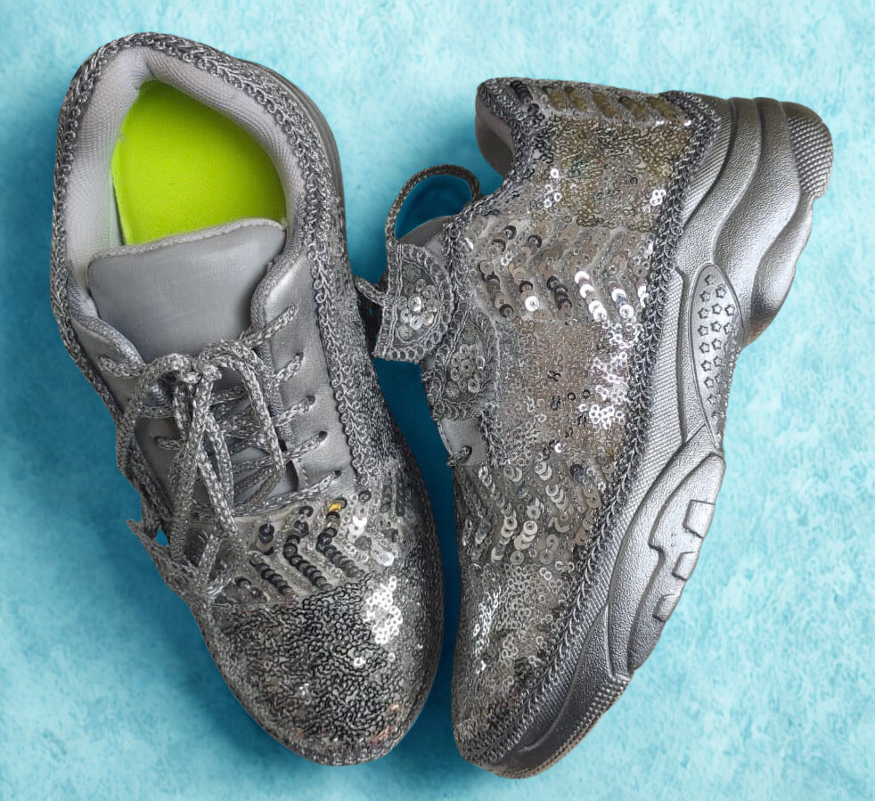 FUNKY N TRENDY hand work silver bridal sneakers / bridesmaid sneakers/ silver sneakers / silver shoes/ sequines sneakers/ sequine shoes/ bride shoes/ hand work sneakers