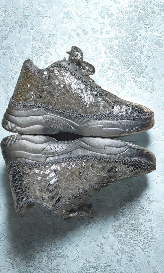 FUNKY N TRENDY hand work silver bridal sneakers / bridesmaid sneakers/ silver sneakers / silver shoes/ sequines sneakers/ sequine shoes/ bride shoes/ hand work sneakers