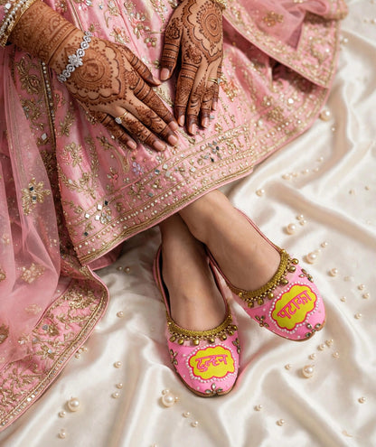 Pataka Dulhan Jutti | Pink Bridal Mojari for Haldi & Mehndi | Custom Dulhan Jutti | Funky N Trendy