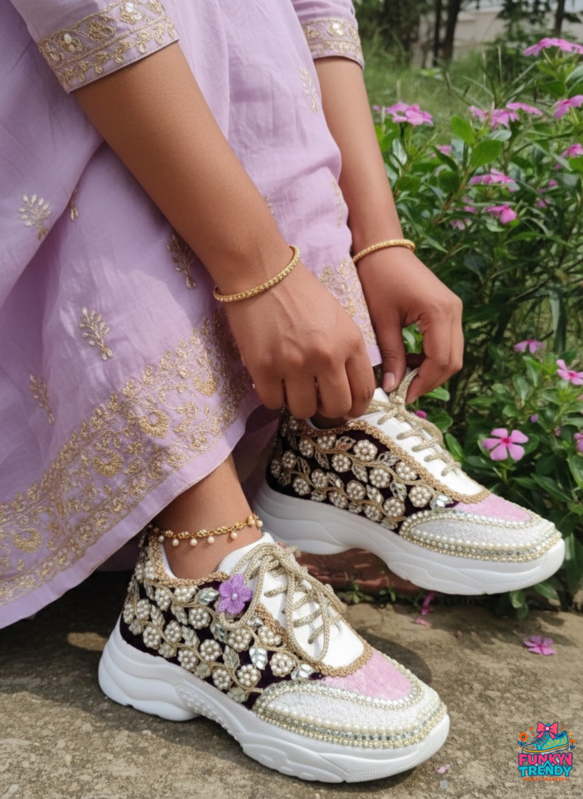 “Flower blossom Mauve Bridal Sneakers – Floral Embroidery” / Purple sneakers /lavender sneakers/lilac sneakers