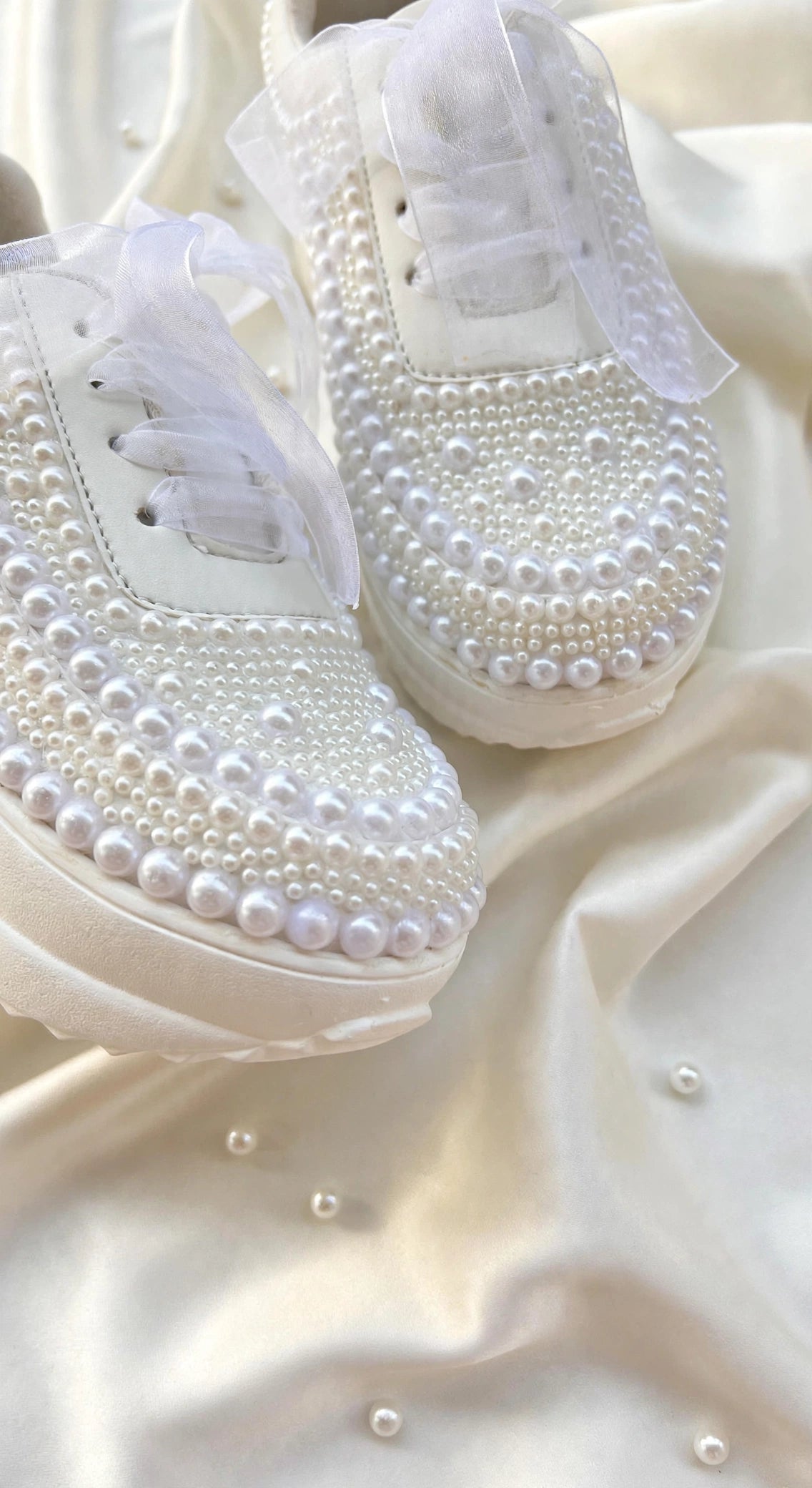 Pearl Embellished Bridal Sneakers – Luxury Wedding Shoes